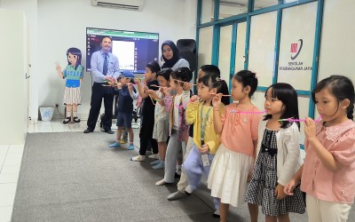 Kunjungan Siswa/i ke School Science Center SPJ